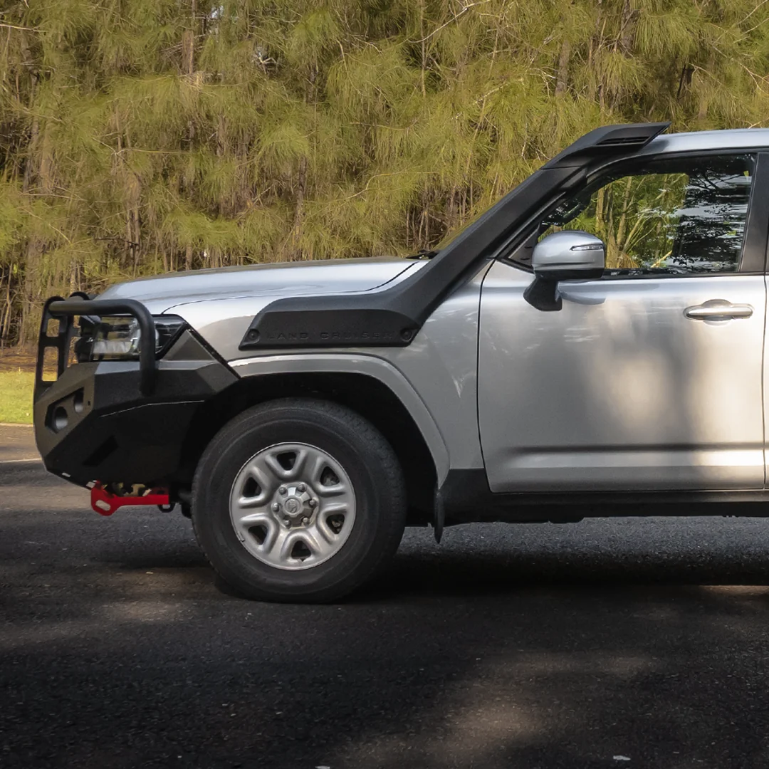 300 Series Touring Pack Suits:  300 Series Landcruiser - Bullbar, Winch, Lights, uhf + Free Fridge - Image 4