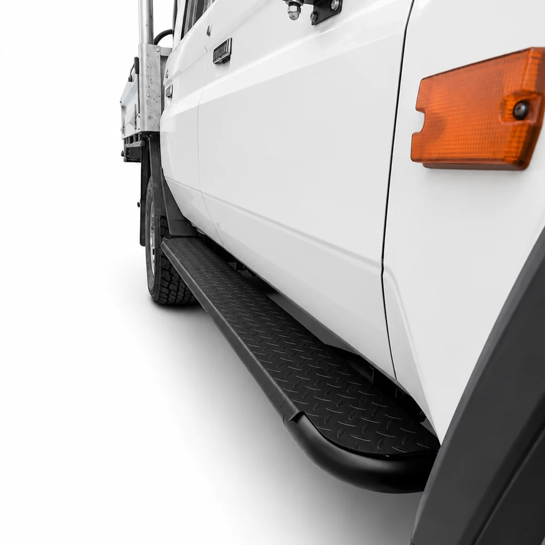 79 Series Rock Sliders Side Steps - Suits: Dual Cab 09/2012 - Current - Image 4