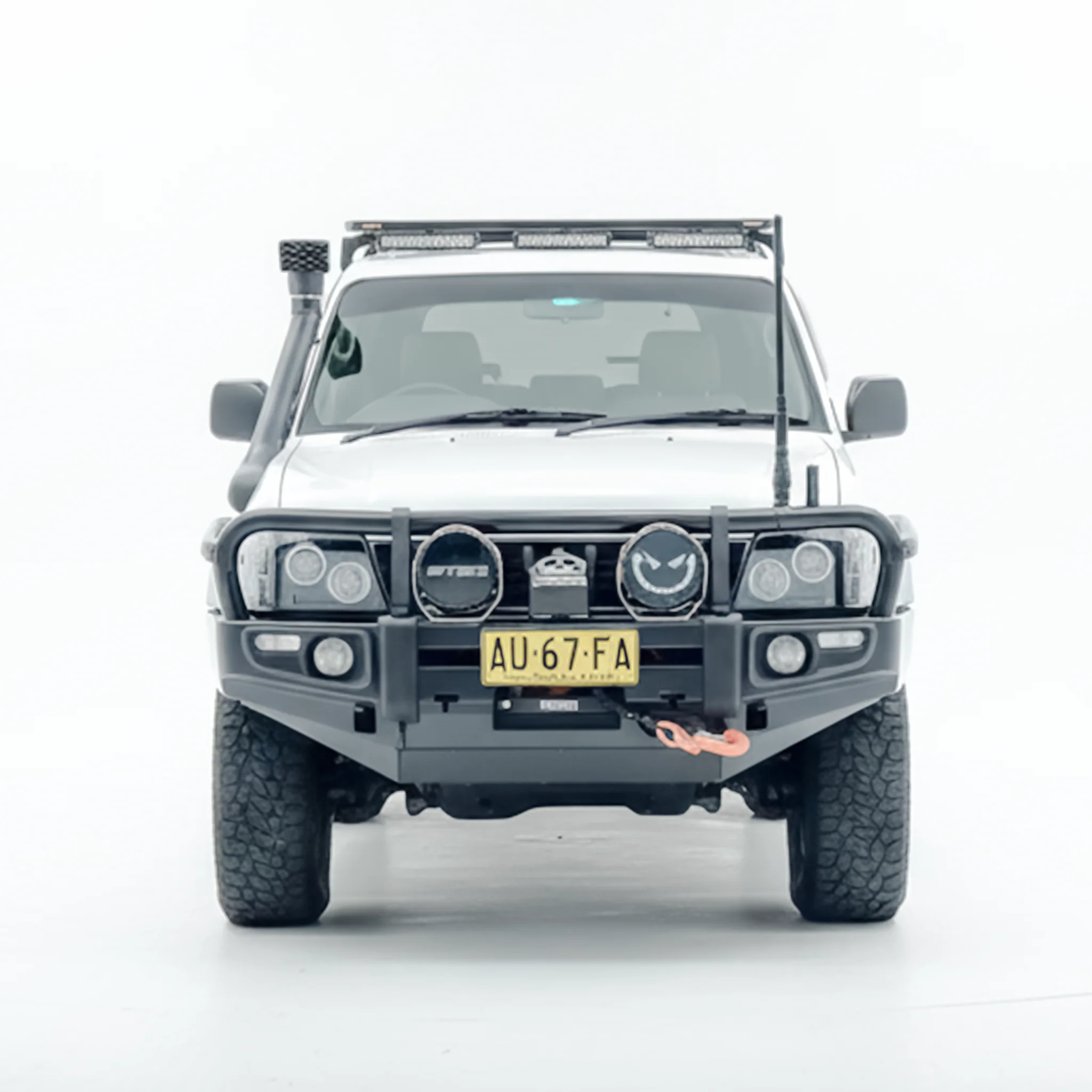 90 Series Prado Bullbar - Rockarmor Premium Series - Image 3