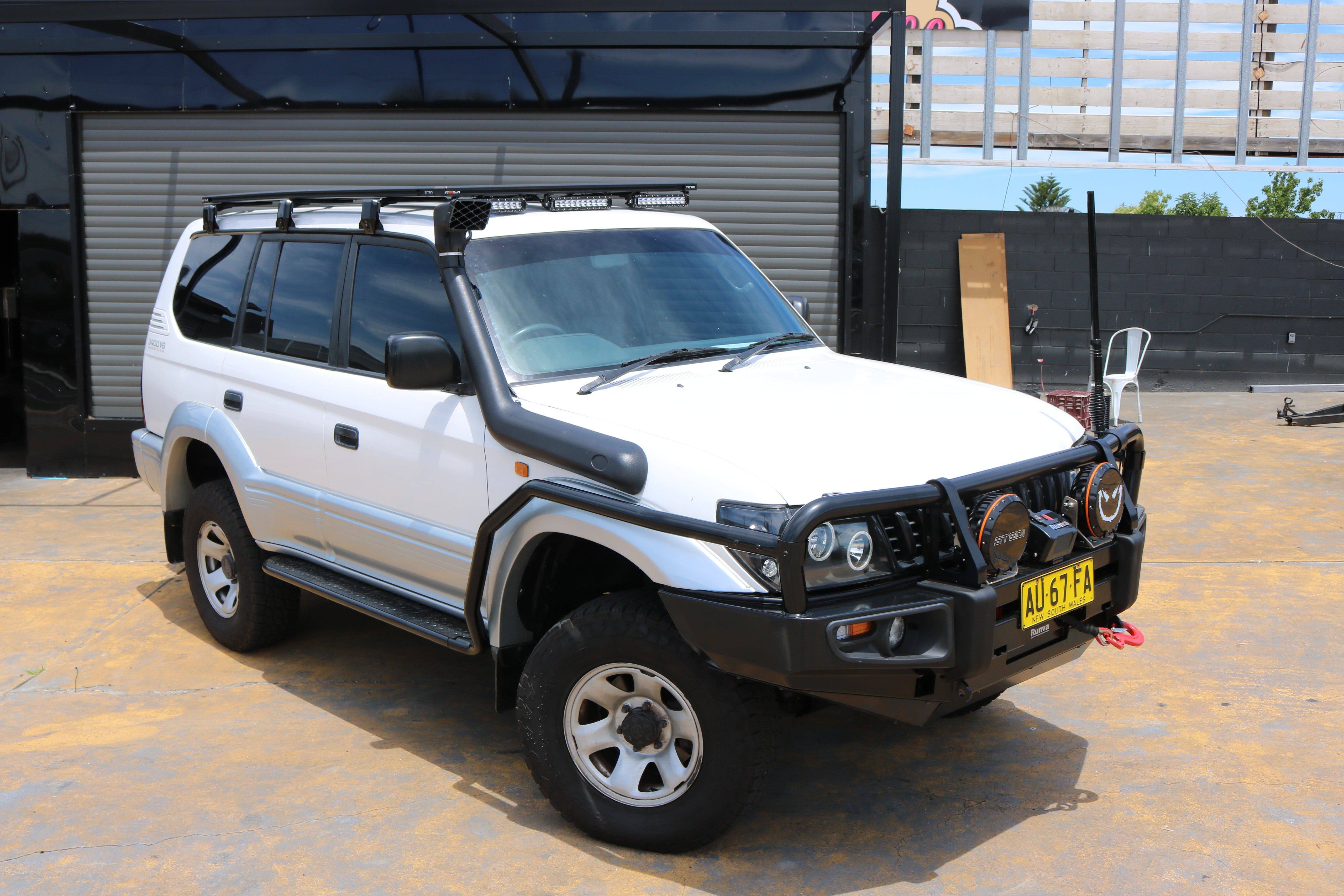 90 Series Prado Rock Sliders - Rockarmor - Image 3