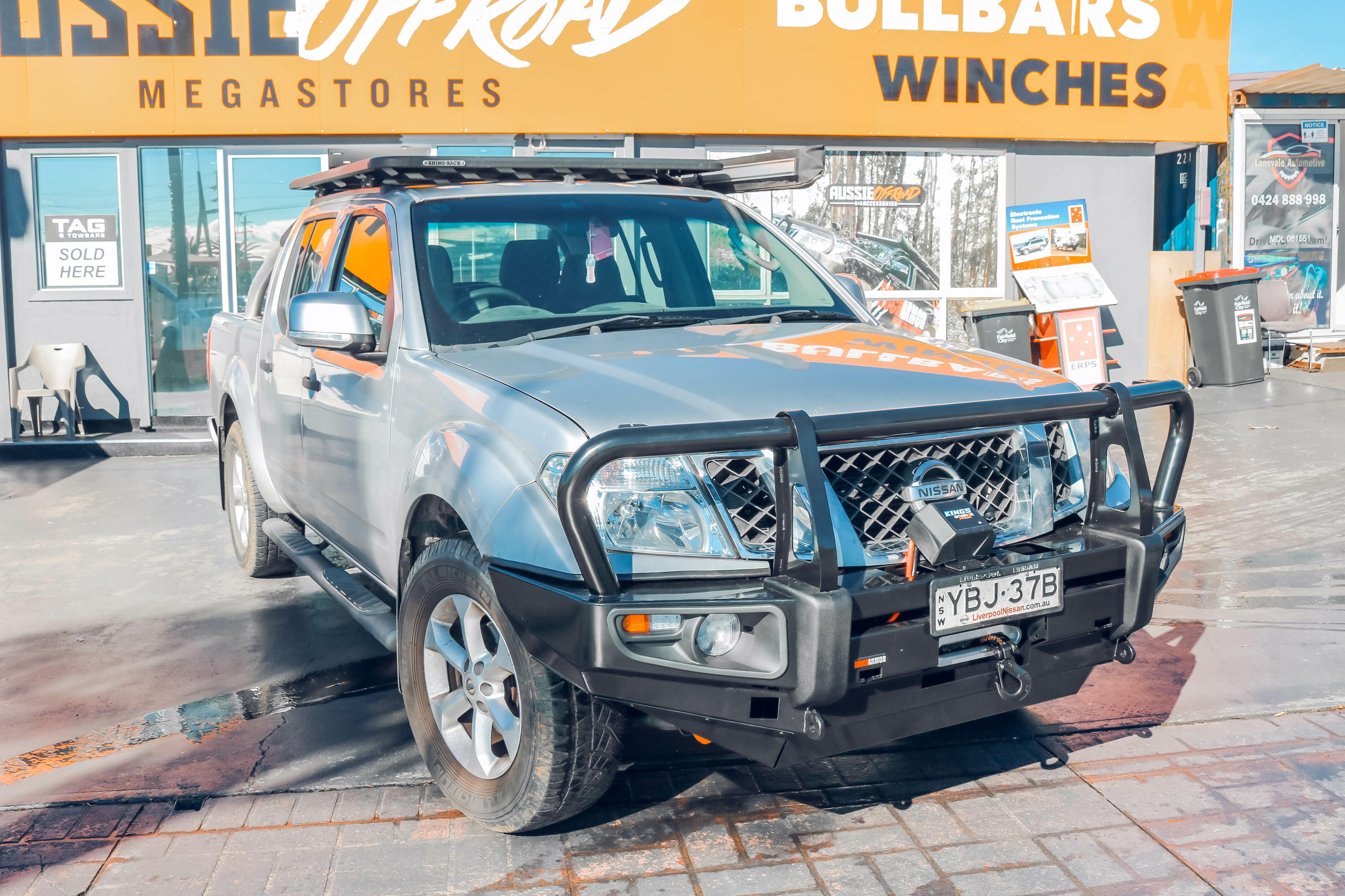 D40 Bullbar Rockarmor Premium Series Also suits R51 Pathfinder Thai & Spanish - Image 4