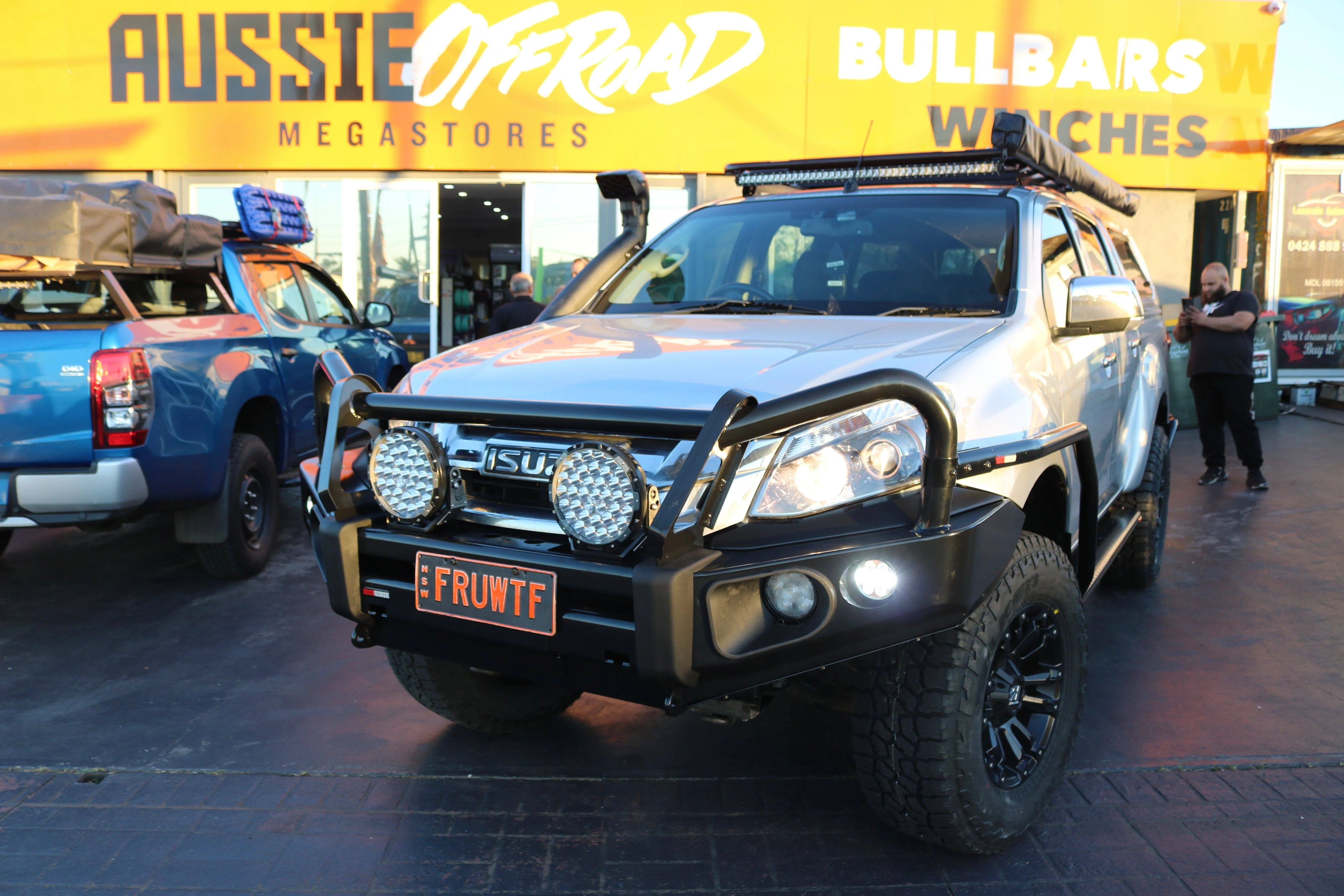 Isuzu Dmax Bullbar Suits 06/2012 - 01/2017 Rockarmor Elite Bull Bar - Image 9