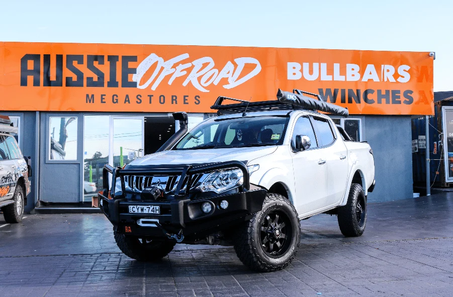 MQ Triton Bullbar Rockarmor Elite - Image 5