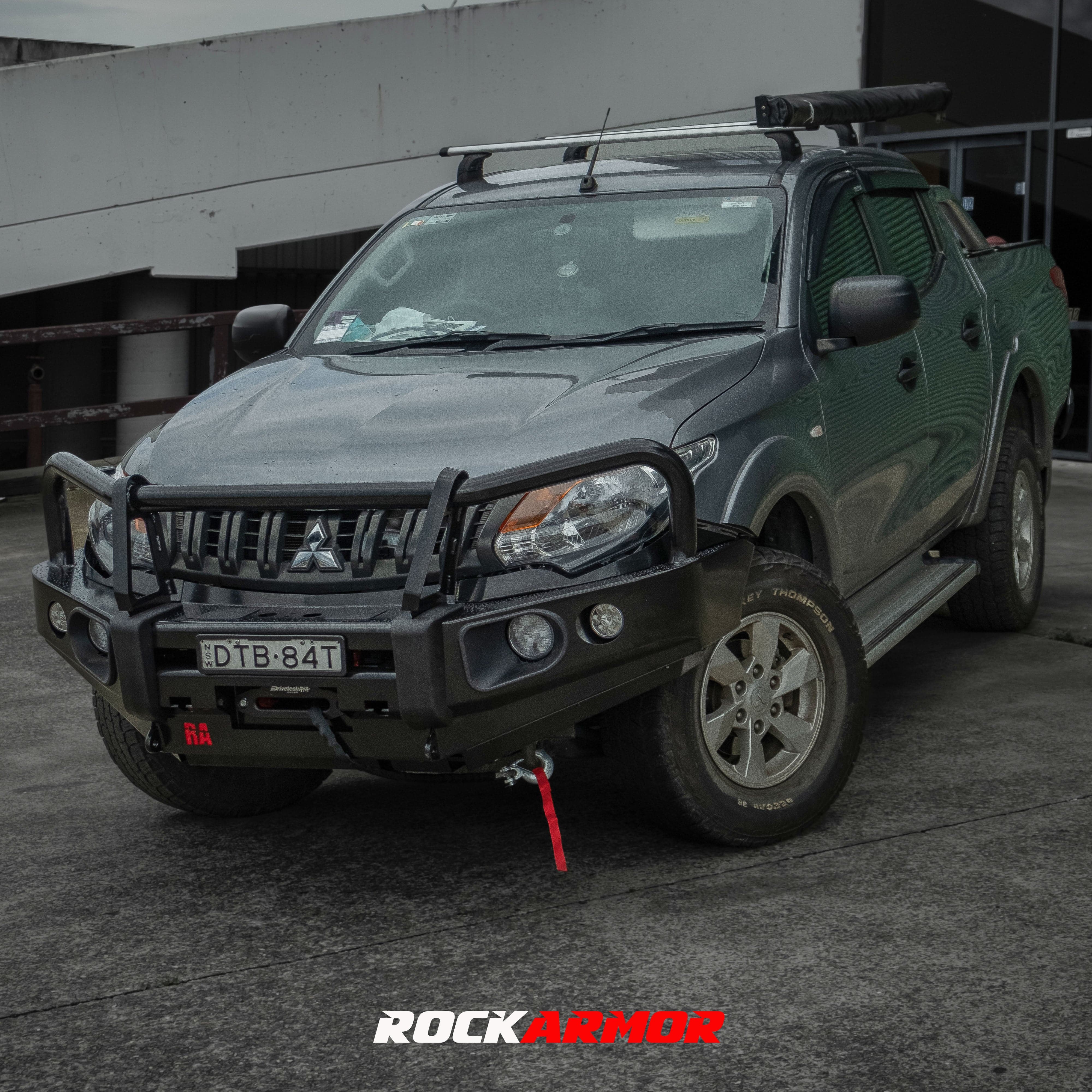 MQ Triton Bullbar Rockarmor Elite - Image 4