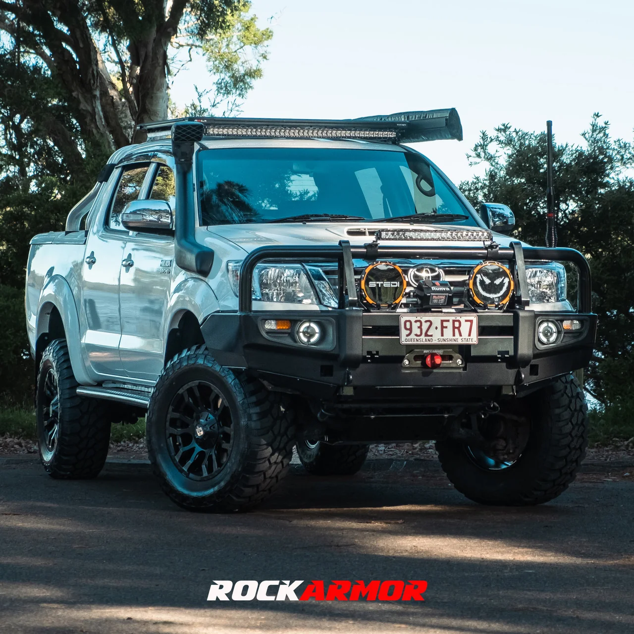 N70 Hilux Touring Pack Suits: 08/2011 - 08/2015 - Prem Bullbar, Winch, Lights, uhf + Free Fridge - Image 3