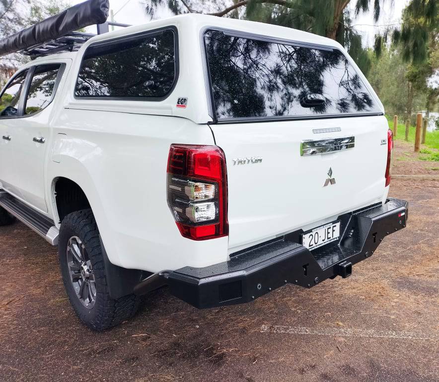 MR TRITON REAR STEP TOW BAR - ROCKARMOR 4X4 - Image 7