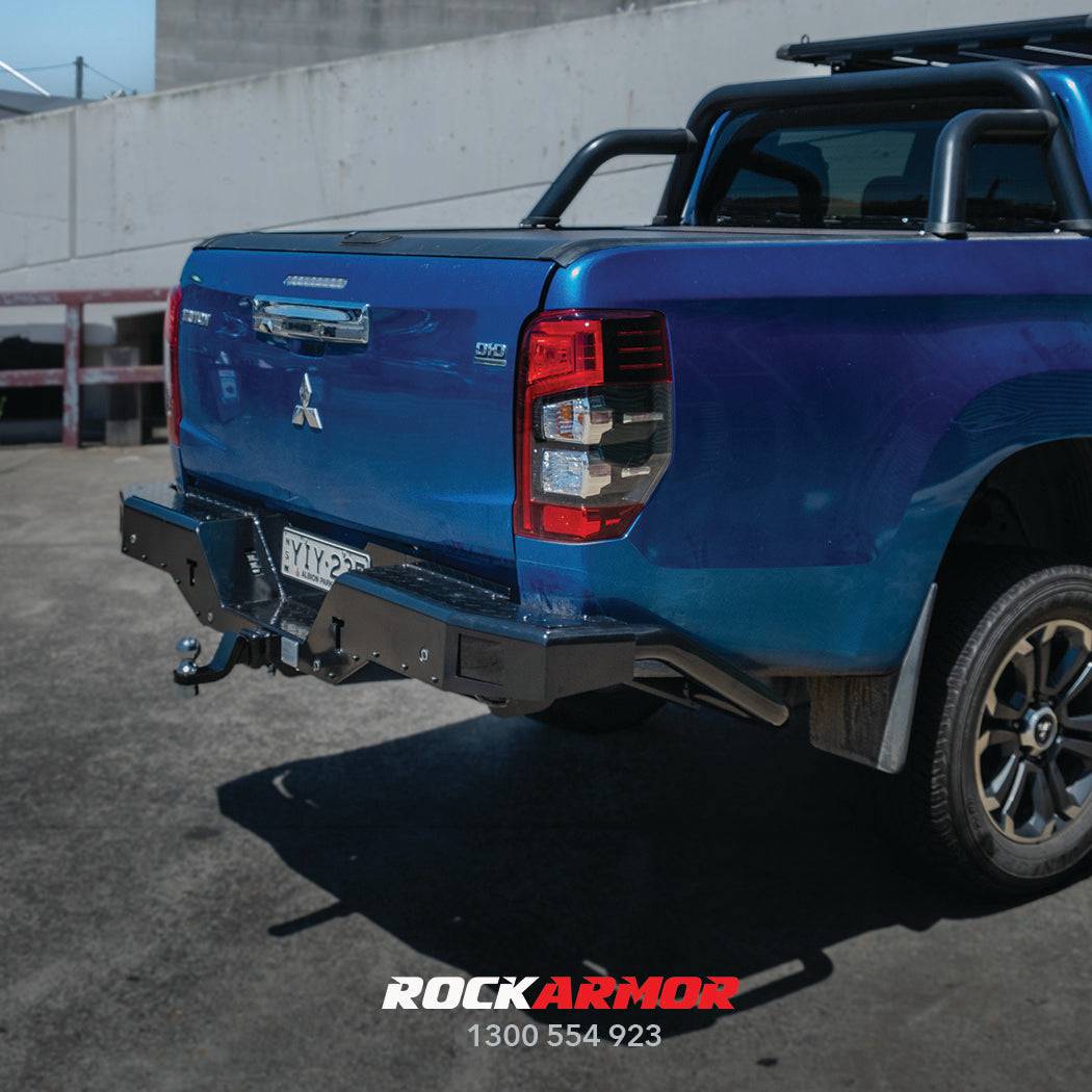 MR TRITON REAR STEP TOW BAR - ROCKARMOR 4X4 - Image 9